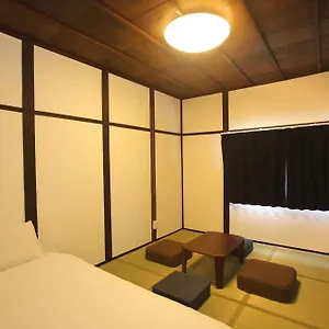 Yagara Terrace House B アパート